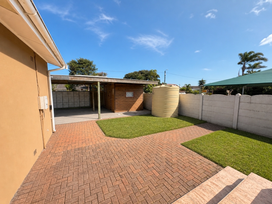 4 Bedroom Property for Sale in Gonubie Eastern Cape
